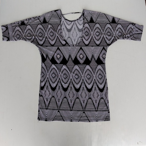 Elif for Jordan Taylor Tunic Beach Cover Up size S - Picture 5 of 6